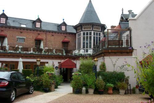 Chateau La Tour Du Roy Vervins Экстерьер фото